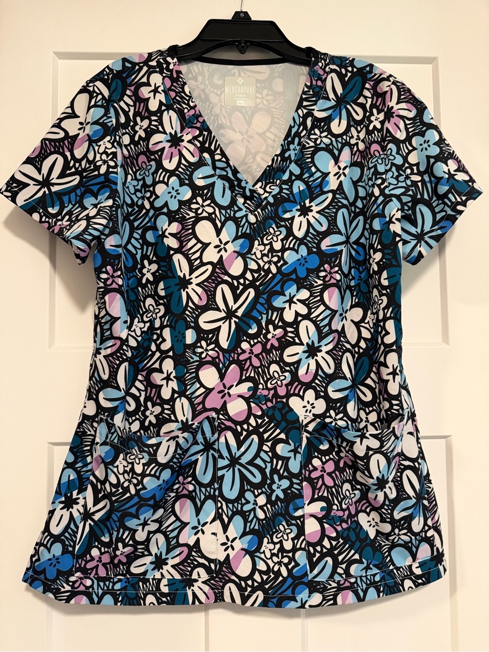 Floral V-Neck Scrub Top in Blue & Black by med couture size medium